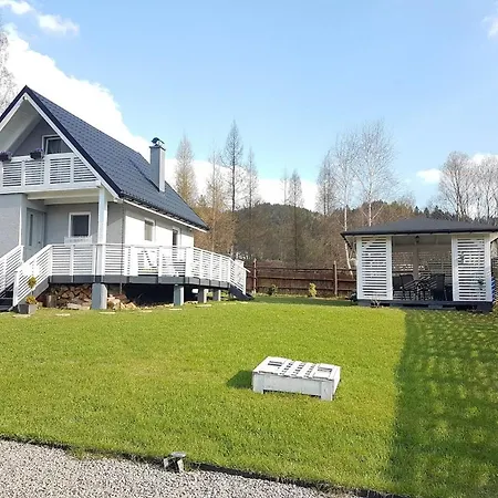 Bialy Kolo Zywca Pewel Wielka