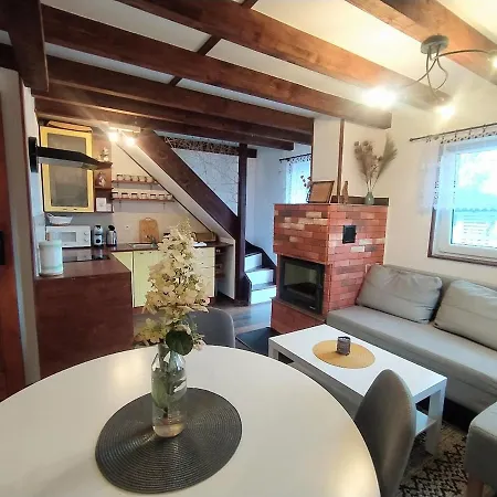 Bialy Kolo Zywca * Pewel Wielka