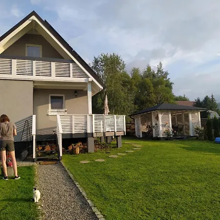 Bialy Kolo Zywca Pewel Wielka